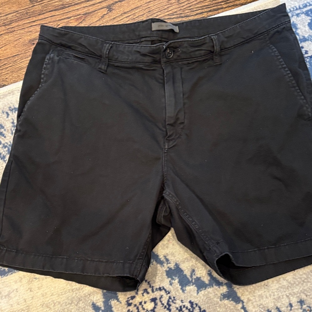 John Varvatos Classic Black Flat Front Shorts size 36